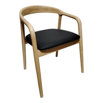 Πολυθρόνα Hogie rubberwood σε φυσική απόχρωση με μαύρο pu μαξιλάρι 61x60x76εκ