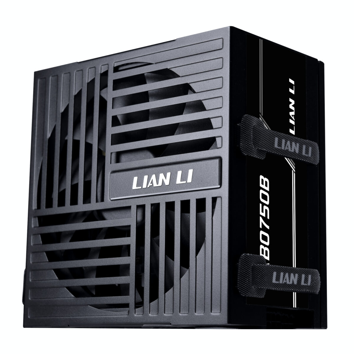 _DSC9986 Lian Li RB0750 - 750W 80+ Bronze PSU - PCIe Gen 5.1 12+4pin - Intel ATX 3.1 - 135mm low-noise fan